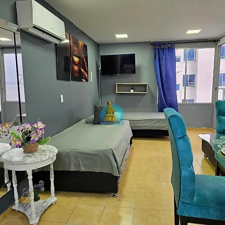 Apartamento Vista Al Mar Piso 15 Y 12